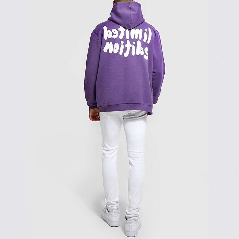 hongfeng’s hoodie puff print designs bring a bold, stylish look to your casual wear.